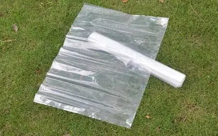How to use vacuum packaging bags to package cotton quilts?