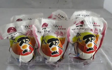 Customized salted egg Salted duck egg vacuum packaging bag material selection