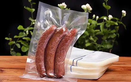 How to choose the appropriate vacuum packaging bag based on the product?