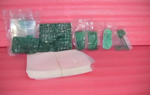 Comparison of advantages between industrial vacuum packaging bags and conventional packaging