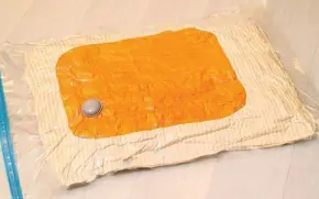 How to use a vacuum storage bag? How to inhale?